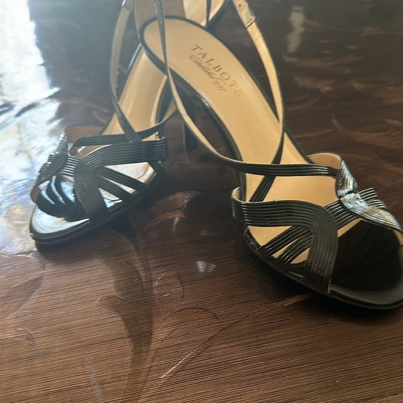 Talbots Black Strappy Leather Heels NEW without box - Picture 2 of 8